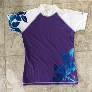 Short Sleeve Rash Guard size Large